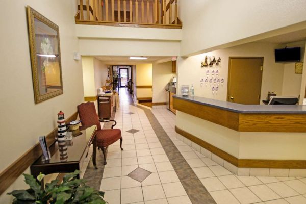 HARBOR WINDS HOTEL SHEBOYGAN (Sheboygan)